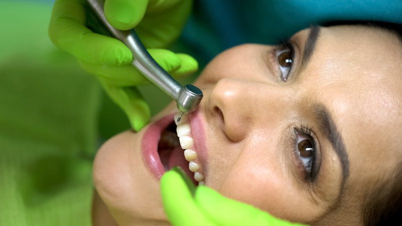 a patient undergoing the dental crown process in Washington